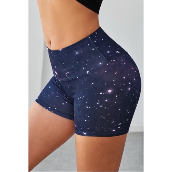 Gray Galaxy Print High Waist Yoga Booty Shorts - Picture 5 of 10